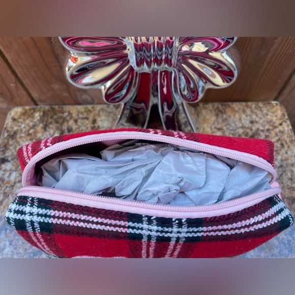 Juicy Couture Plaid Cosmetic Bag - Picture 8 of 10